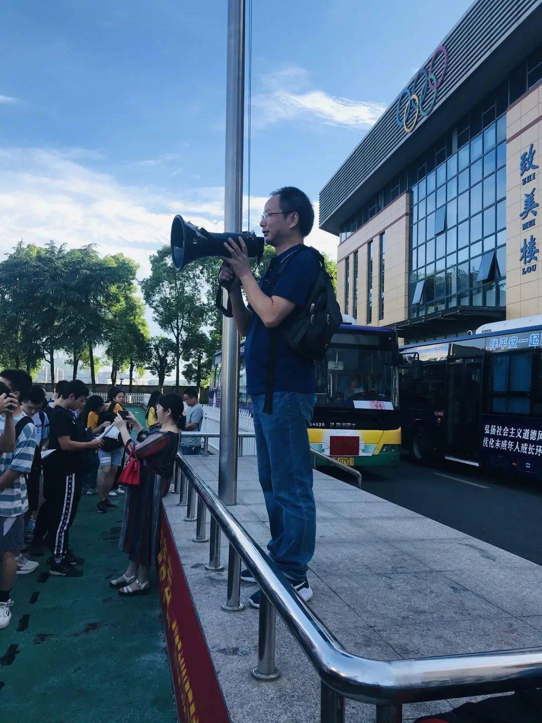 揭秘白小姐三期必出一肖種特之謎，揭秘白小姐三期必出一肖種特秘密