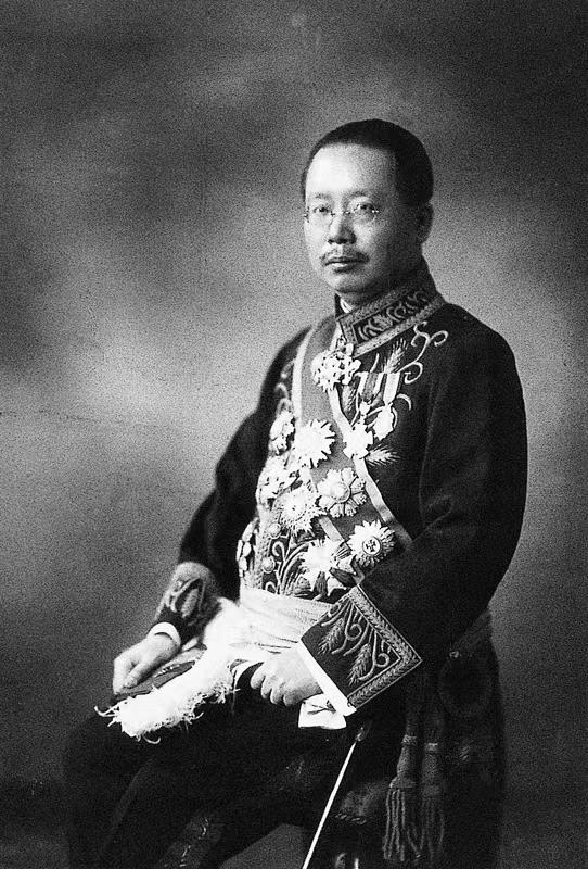 新澳門精準(zhǔn)四肖期期中特公開，探索澳門博彩文化的新篇章，澳門博彩文化新篇章揭秘，精準(zhǔn)四肖期期中特公開探索