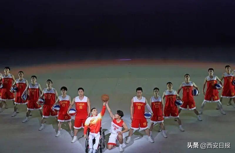 香港資料正版大全2025，智能生態(tài)發(fā)展的專注之路，香港正版資料大全2025，智能生態(tài)發(fā)展的專注探索