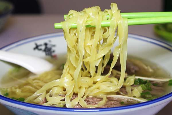 香港正版資料大全，免費(fèi)歇后語生肖表一網(wǎng)打盡，香港正版資料大全，免費(fèi)歇后語生肖表一網(wǎng)打盡集錦