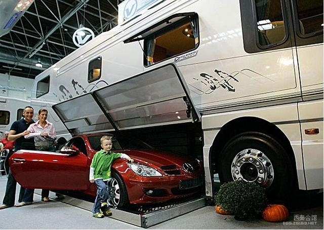 探索未來，2025新澳門正版免費(fèi)資本車的時(shí)代來臨，2025新澳門正版免費(fèi)資本車時(shí)代，探索未來的機(jī)遇與挑戰(zhàn)