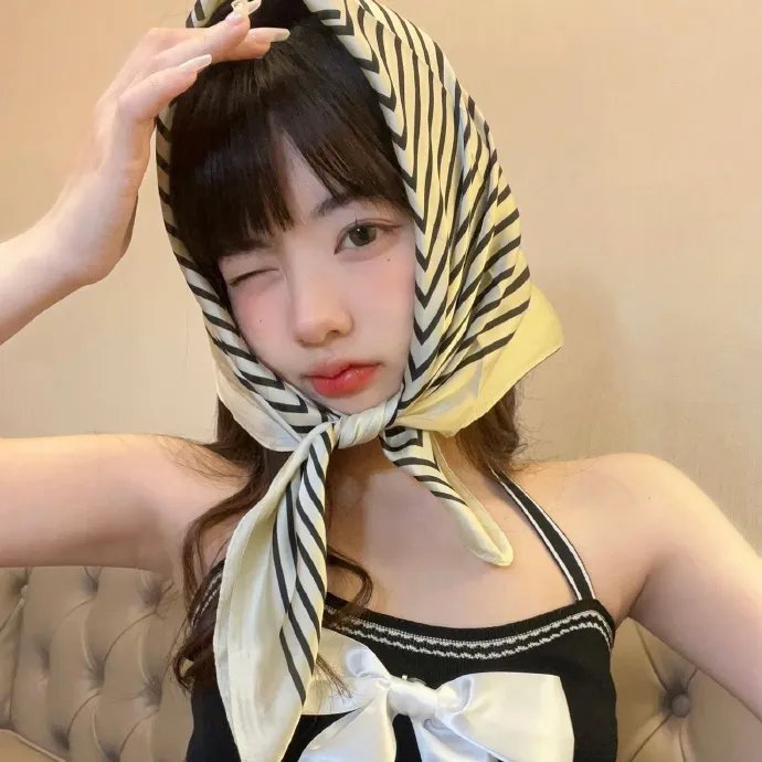 蜂蜜与四叶草